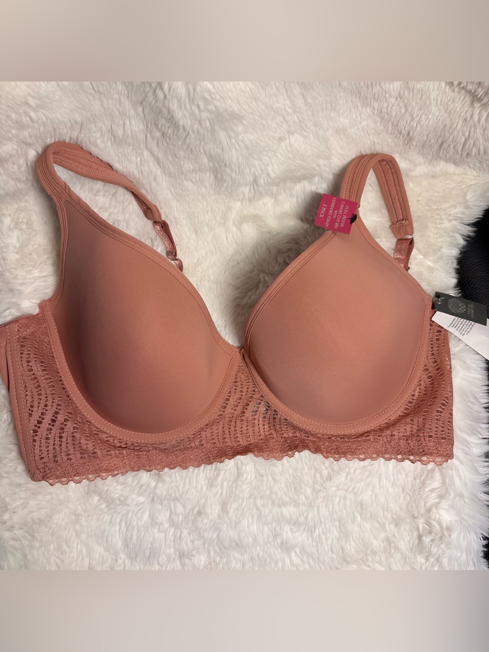 Vince Camuto Full Figure T-Shirt Cup Bra, NWT, Size 42C